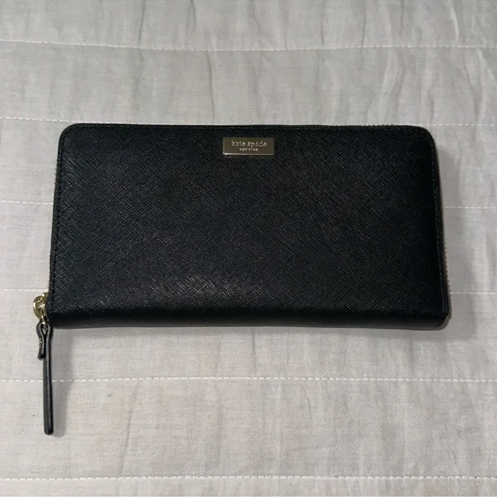 kate spade Newbury Lane Neda Black Saffiano Leather Zip Wallet